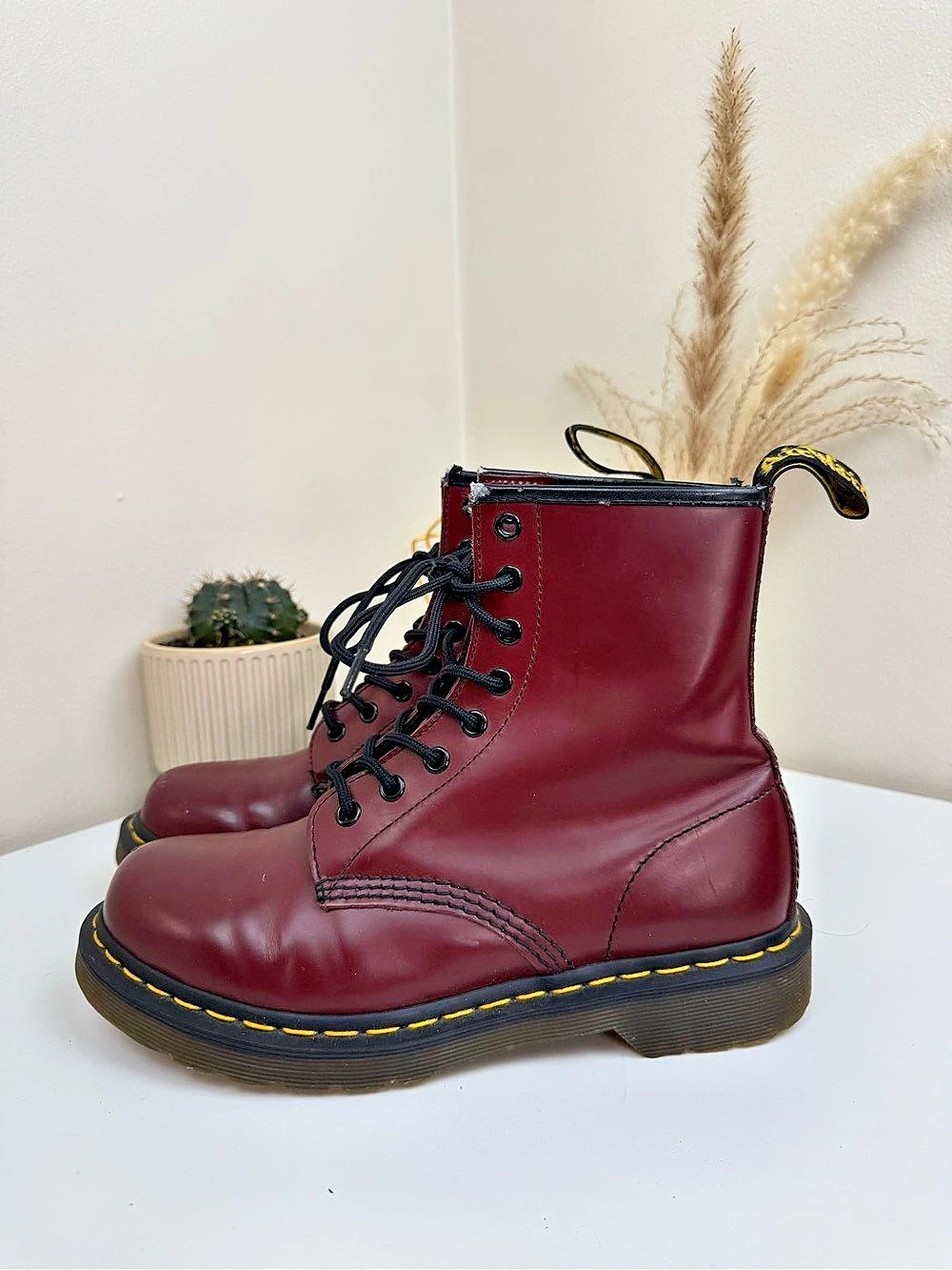 Dr. Martens 1460 8-Eye Leather Boots Cherry Red – Size US 8